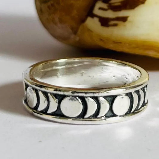 Crescent Moon Phase 925 Sterling Silver Ring: Handcrafted Band